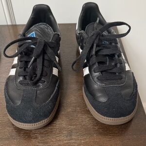 Adidas Samba sneakers